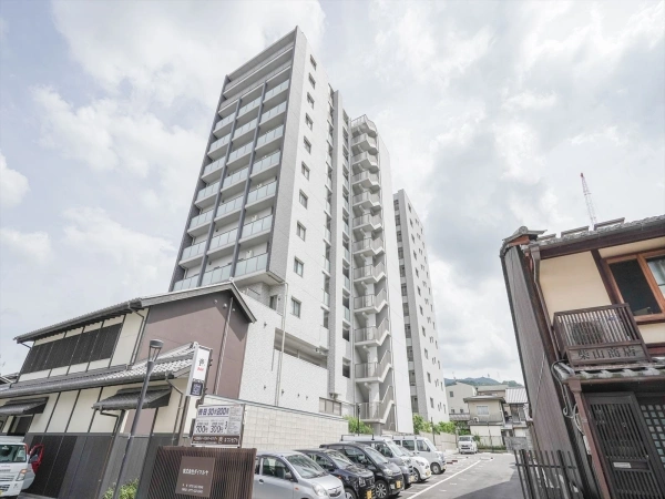 シャリエ大津・京町