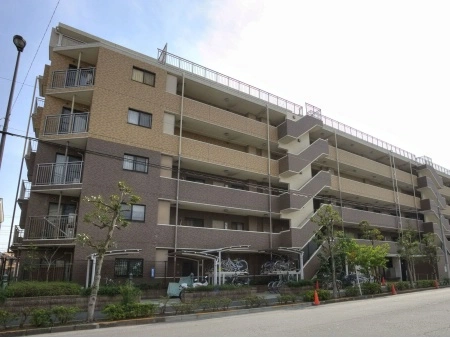 コンフォートパレス六町