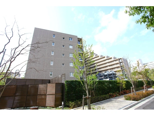 リビオシティ西葛西　親水公園