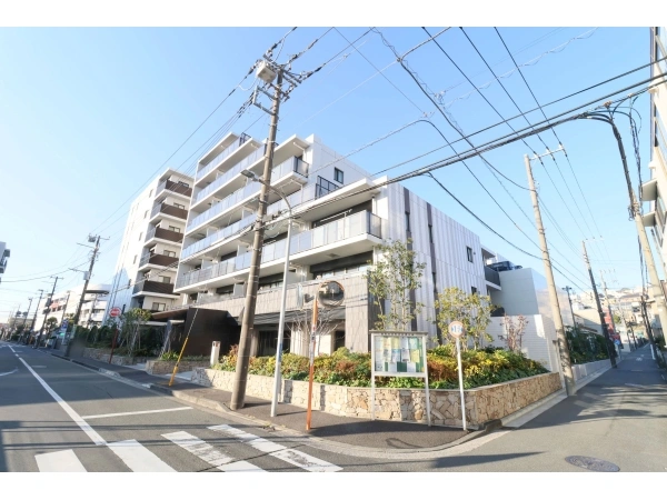 ガーラ・レジデンス横浜上大岡