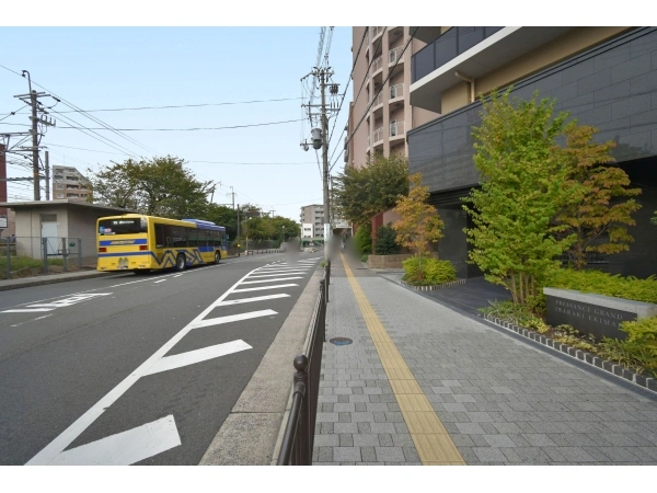 プレサンスグラン茨木駅前