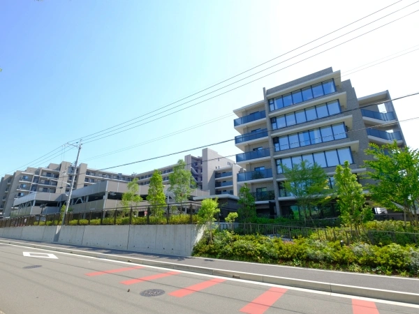 ジオ北千里藤白台