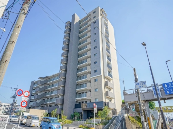 プレサンスロジェ草津大路テラス
