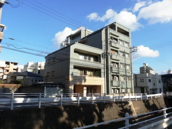 ウォームスヴィル本山