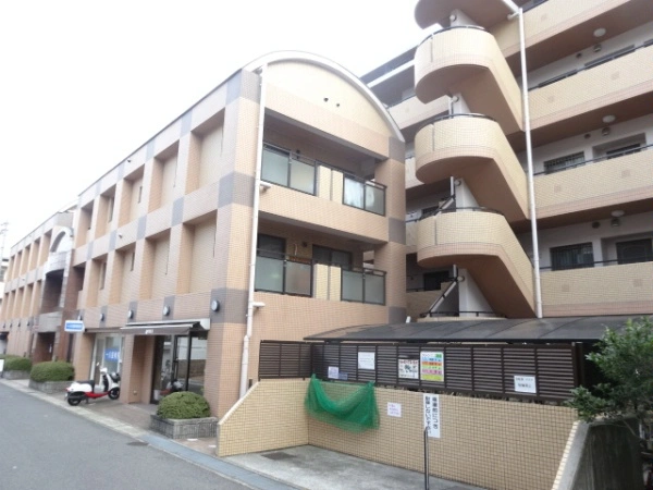 ヴィルヌーブ本山中町