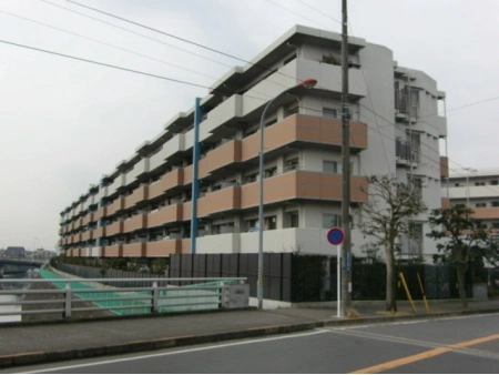 ライオンズステージ鵠沼グランヴァローレ