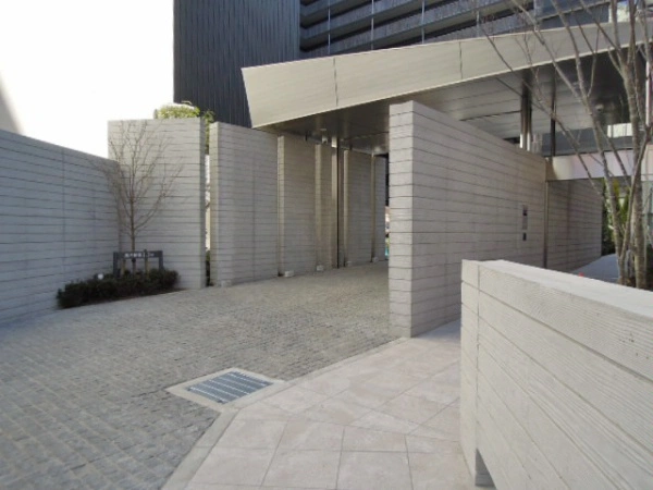 ロジュマンタワー梅田