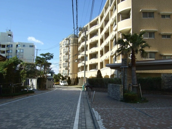 ファミール葉山シーガレリア