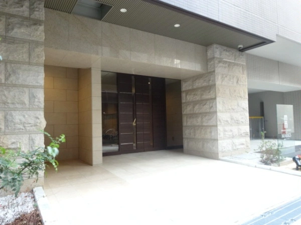 南森町ザ・マークス