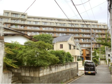 ルネサンス横浜富岡コンフィールヒルズ