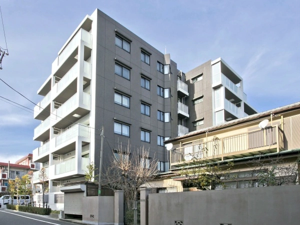 ブランズ小竹向原