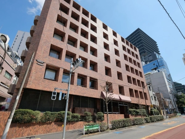 ロイヤル赤坂サルーン