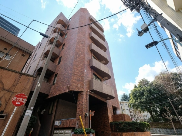 ロイヤル赤坂サルーン