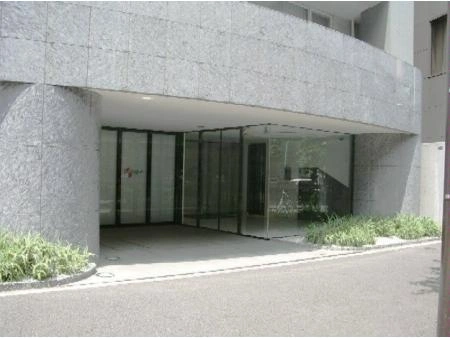 ラヴォーグ南青山