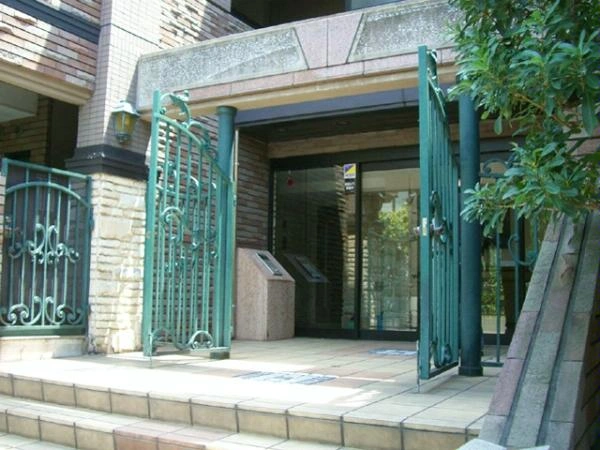 小田急コアロード中野