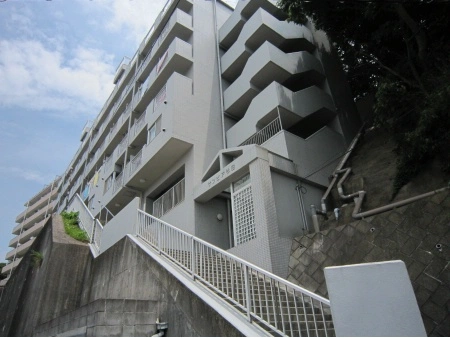 サンピア杉田