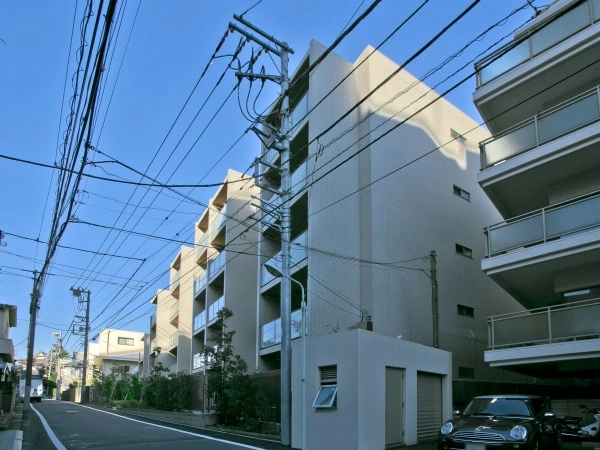 オープンレジデンシア表参道est