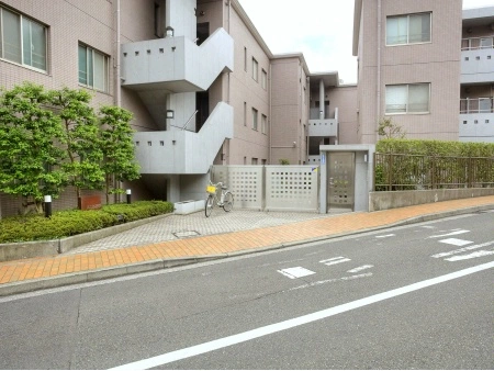 コートヴィラ富岡