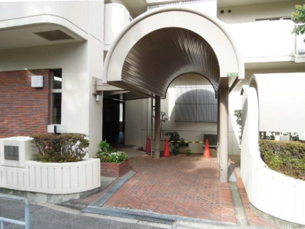 西梅田コーポ