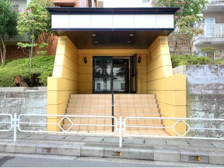 サングレイス新杉田