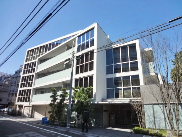 ブランズ六本木