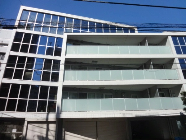 ブランズ六本木