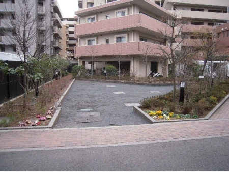 モンレーヴ吉祥寺 敷地内