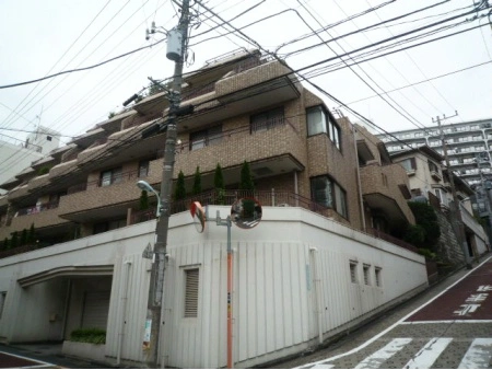 エンブレム目黒茶屋坂