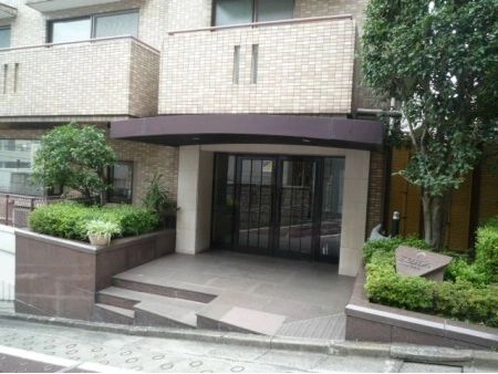 エンブレム目黒茶屋坂