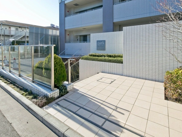 パークホームズ仲町台