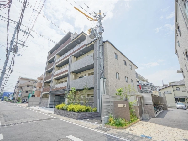プレサンスロジェ草津野村六丁目
