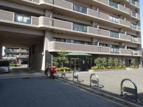 ファミール茨木・上穂積
