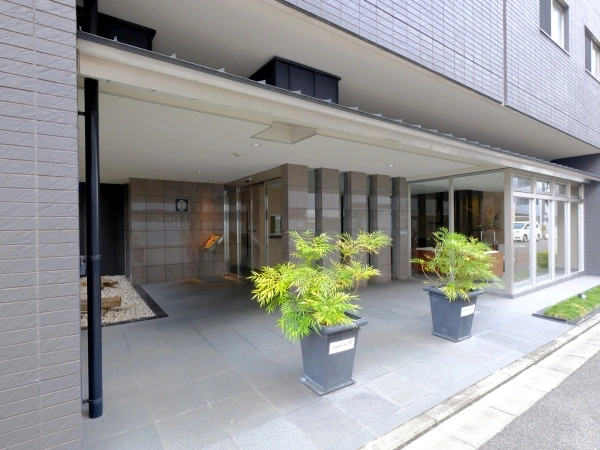 イーグルコート衣笠廬山邸