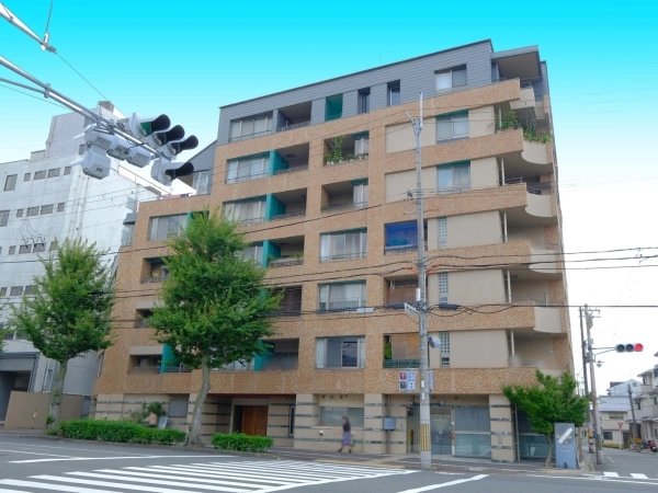 イーグルコート衣笠