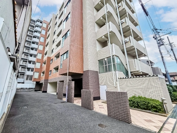 ブラームス北田辺 敷地内