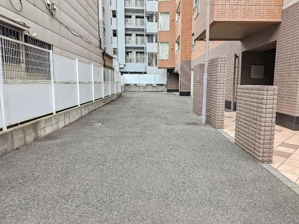 ブラームス北田辺 敷地内