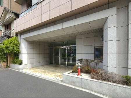 アトラスミオ浅草雷門