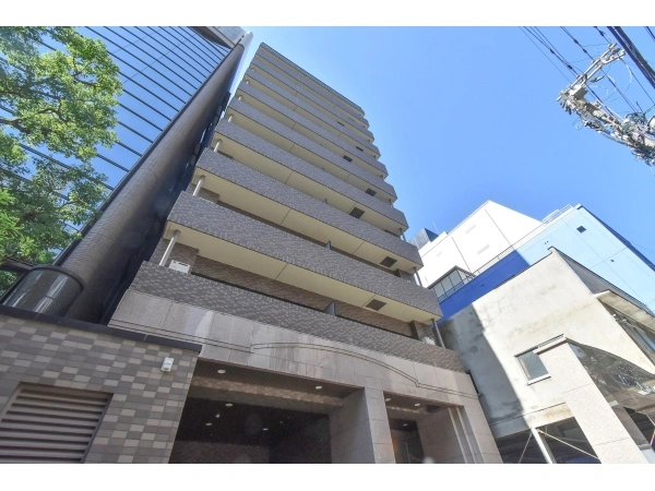 リーガル北心斎橋