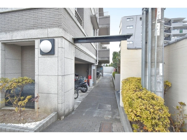 グラン・ブルー二条城北