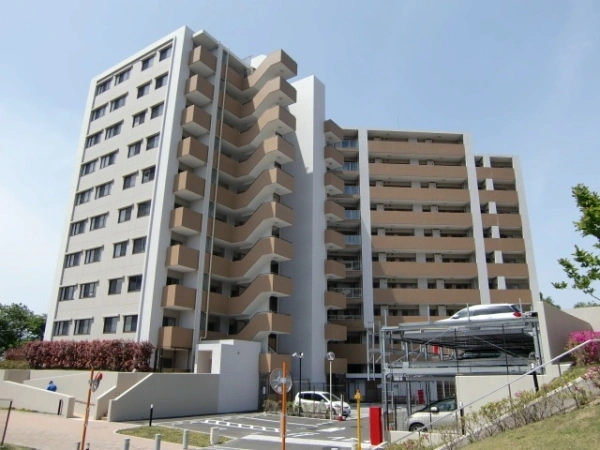 シティ能見台つどいの街（九番館-十番館）