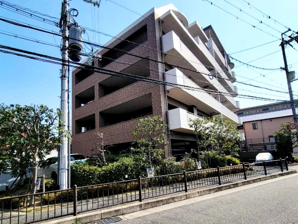 ゾフィー緑地公園凛爽館