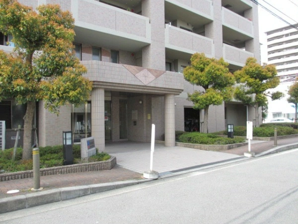ファミール茨木・舟木町　壱番館