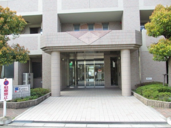 ファミール茨木・舟木町　壱番館