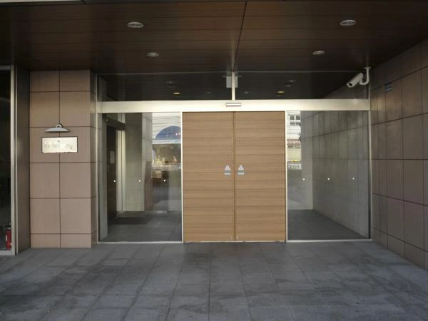 ヨコハマ・シーナリータワー