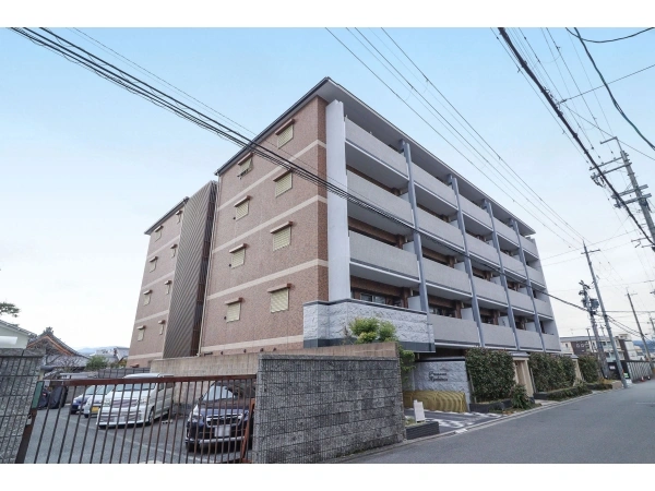 プレサンス京大前
