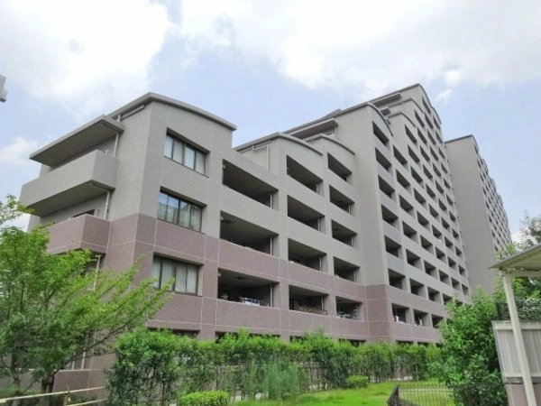 ジオ茨木学園町3番館　ヒルサイドフラッツ