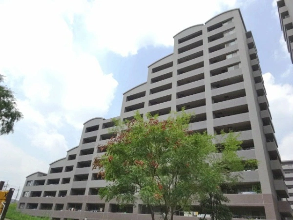 ジオ茨木学園町3番館　ヒルサイドフラッツ