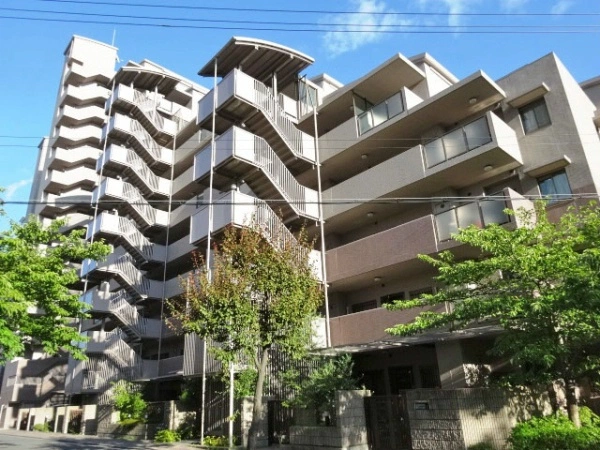 ジオ茨木学園町3番館　ヒルサイドフラッツ