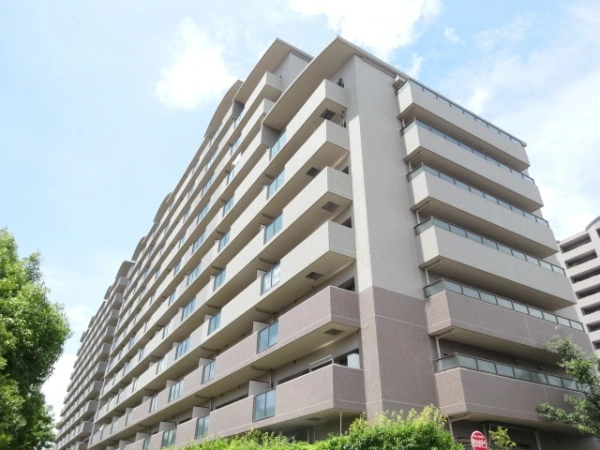 ジオ茨木学園町4番館　パークフロント