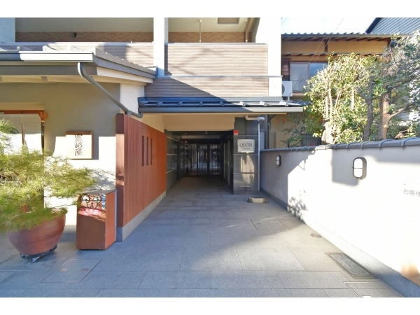 クオン二条富小路